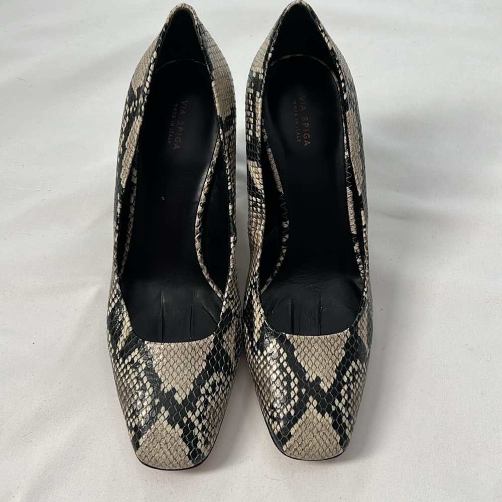 NWOB Via Spiga Snakeskin Block Heels - Picture 4 of 8